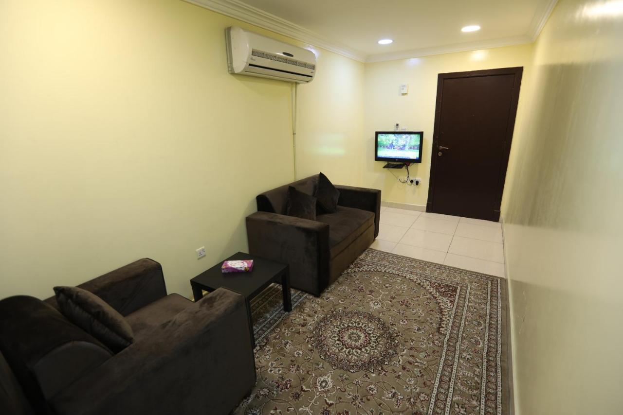 Al Eairy Apartment- Dammam 3 Al Mubarakiyah Bagian luar foto