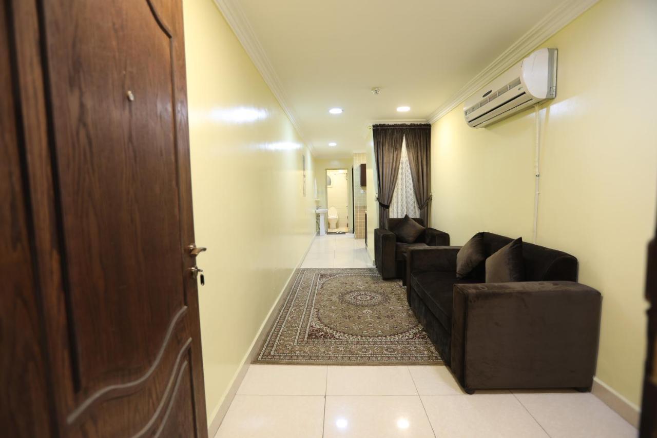 Al Eairy Apartment- Dammam 3 Al Mubarakiyah Bagian luar foto